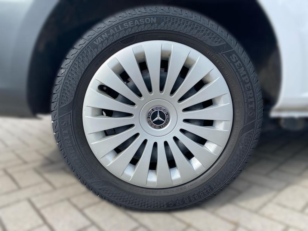 Mercedes-Benz Vito 2025
