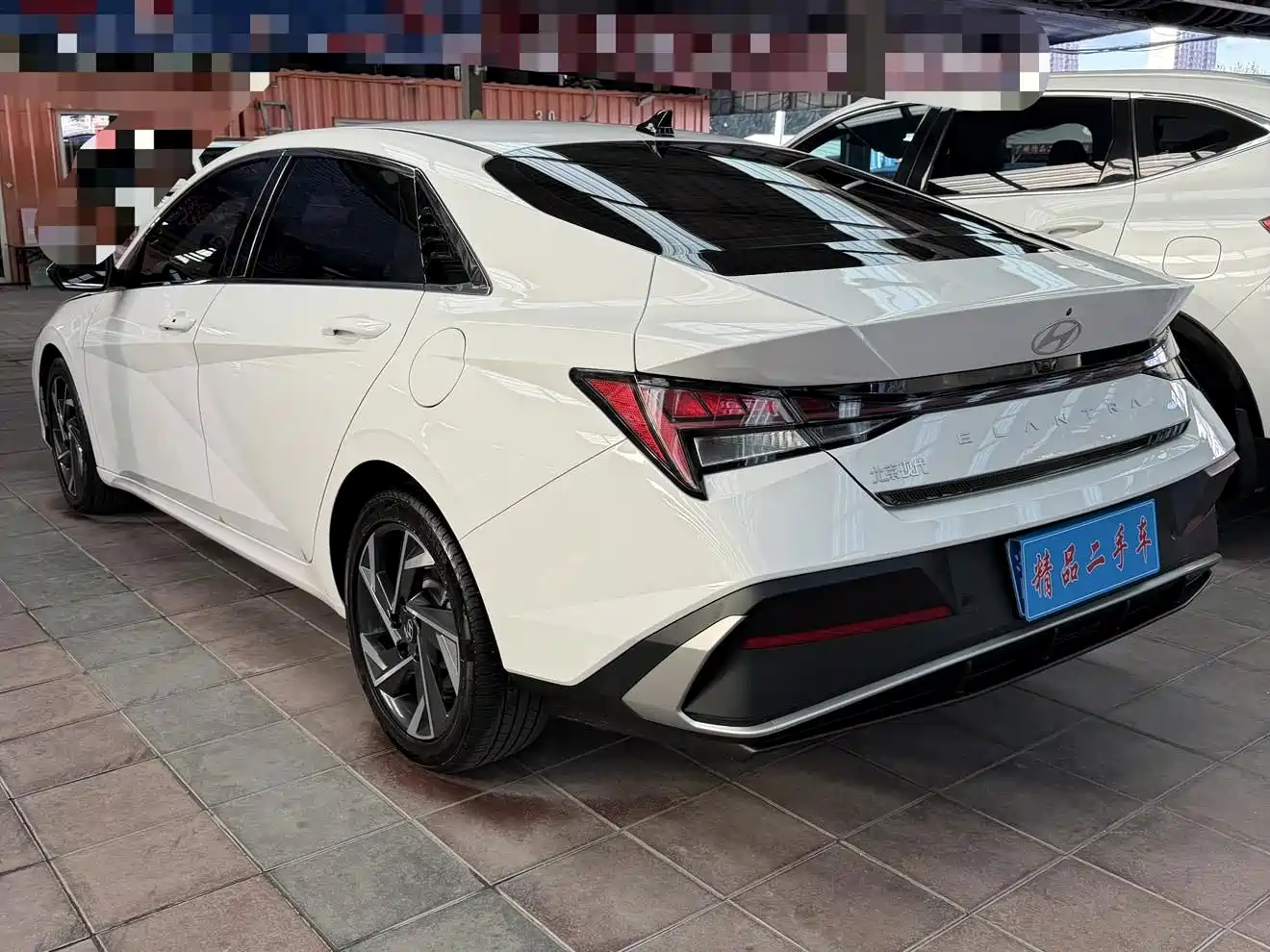 Hyundai Elantra 2023