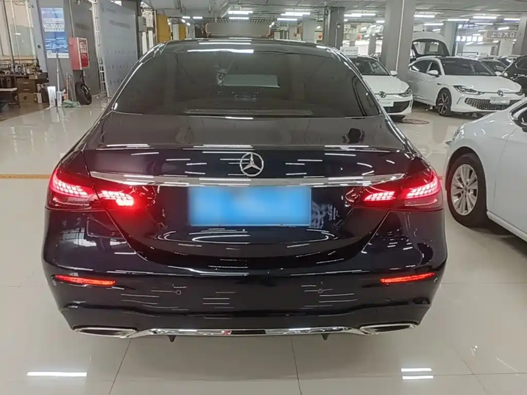 Mercedes-Benz E-Класс 2021