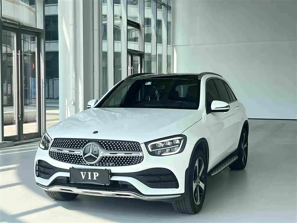 Mercedes-Benz GLC 2023