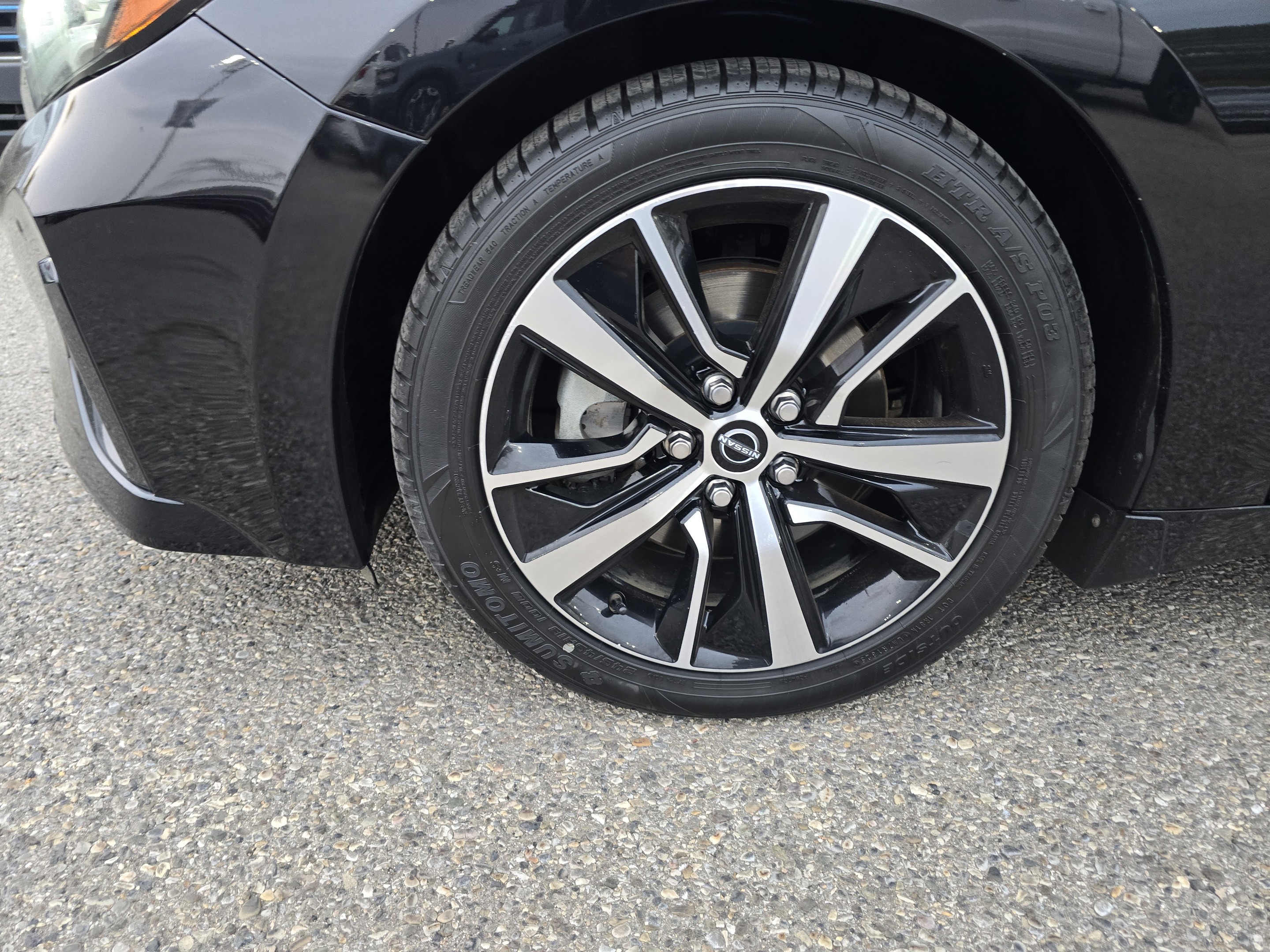 Nissan Maxima 2023