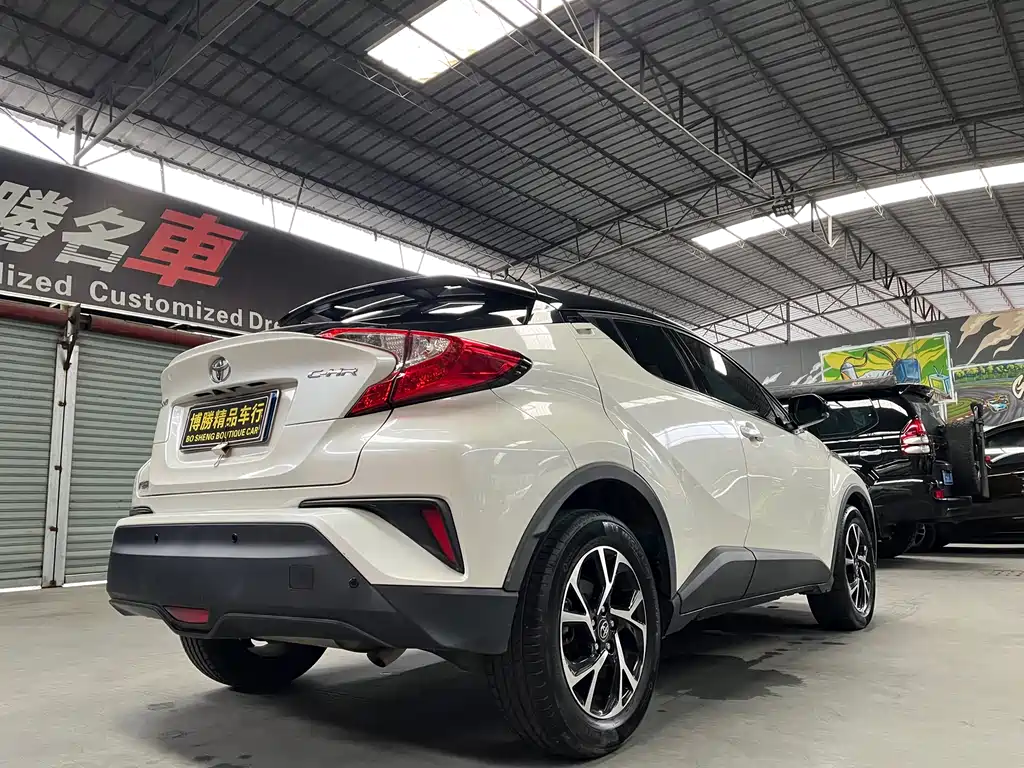 Toyota C-HR 2021