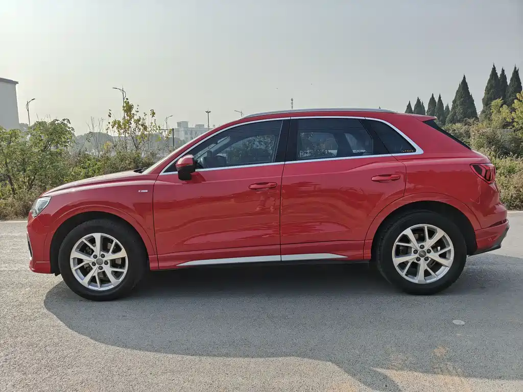 Audi Q3 2021