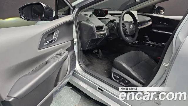 Toyota Prius 2025