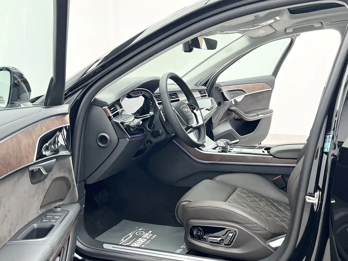 Audi A8 2021