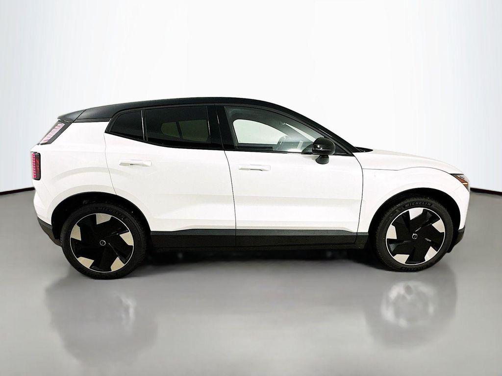 Volvo EX30 2026