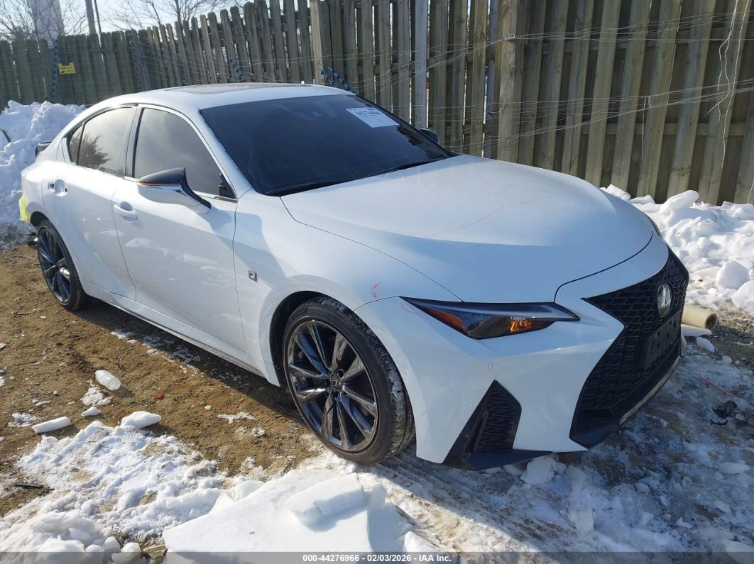 Lexus IS 2023