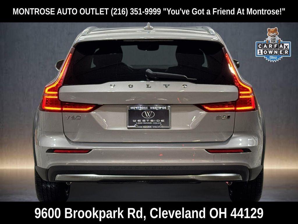 Volvo V60 Cross Country 2025