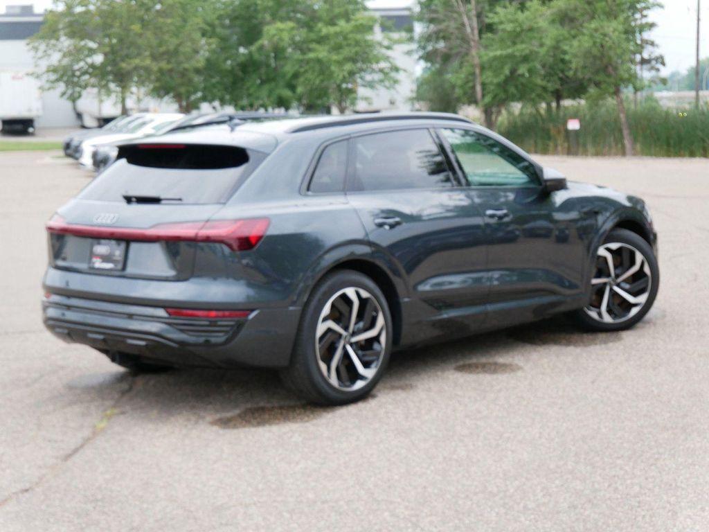 Audi Q8 e-tron 2024
