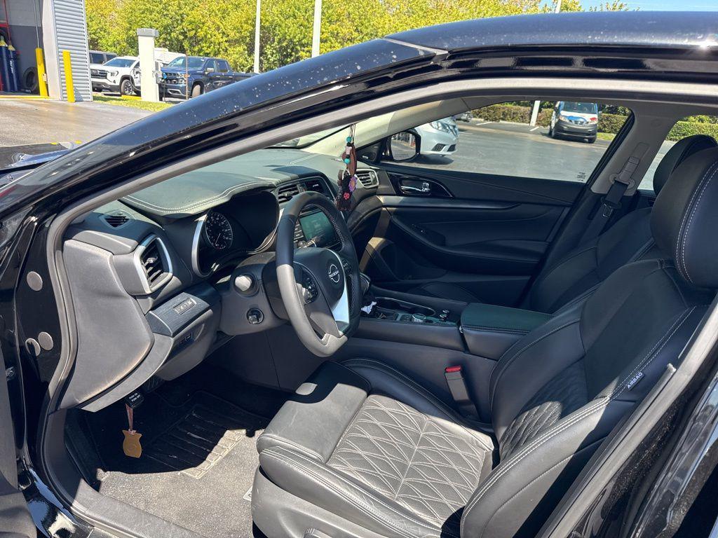 Nissan Maxima 2023