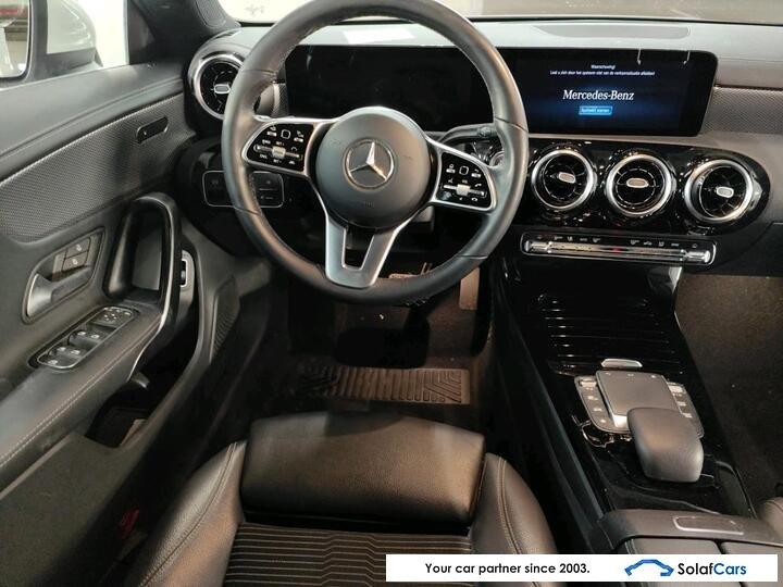 Mercedes-Benz CLA 200 SHOOTING BRAKE 2021