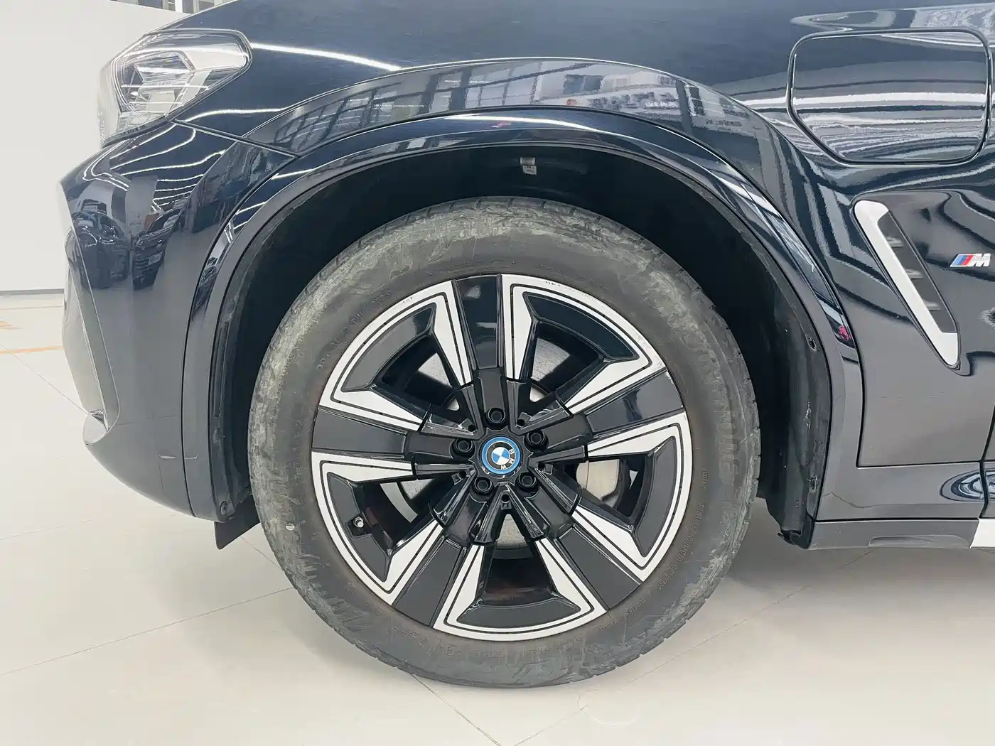 BMW iX3 2023