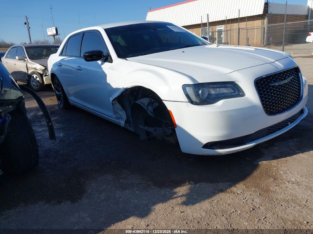 Chrysler 300 2020