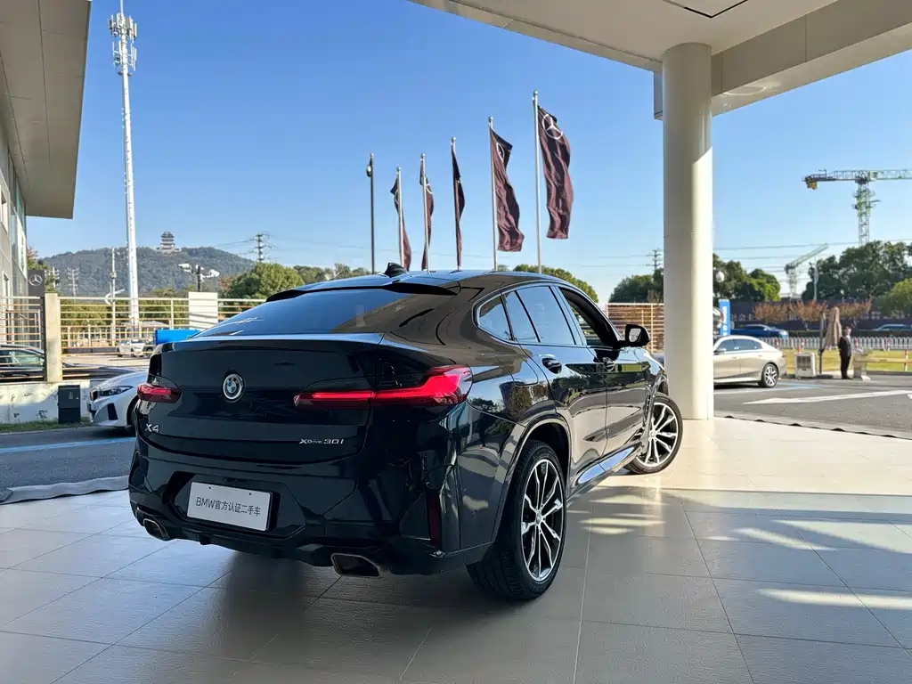 BMW X4 2023
