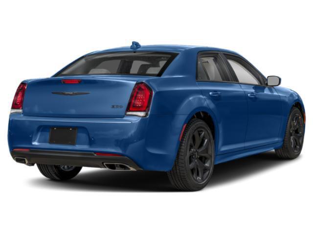 Chrysler 300 2023