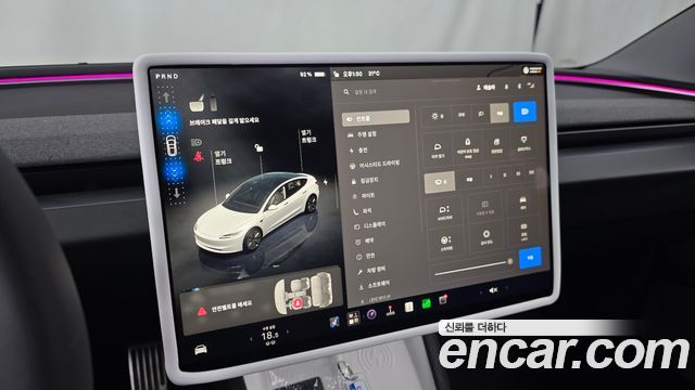 Tesla Model 3 2024