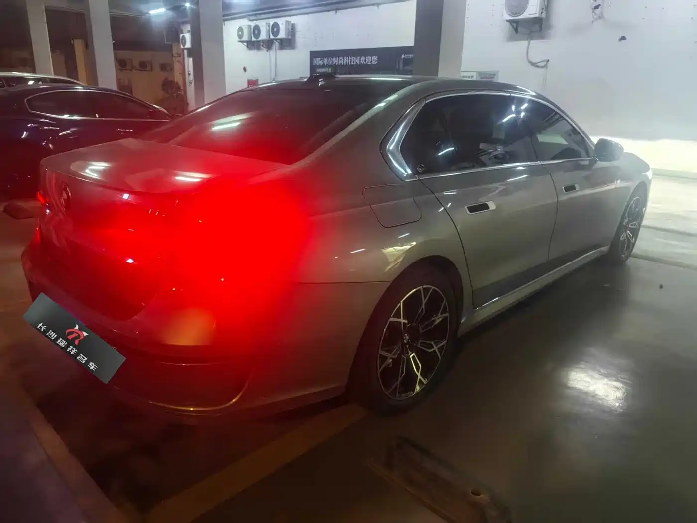 BMW 7 серии 2023