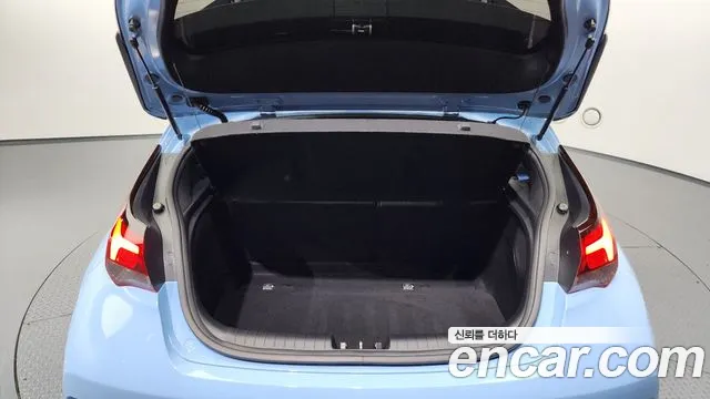 Hyundai Veloster 2020