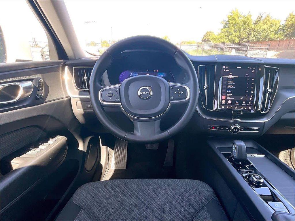 Volvo XC60 2023