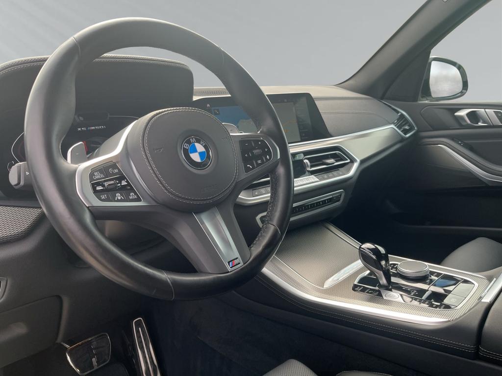 BMW X5 M50 2023