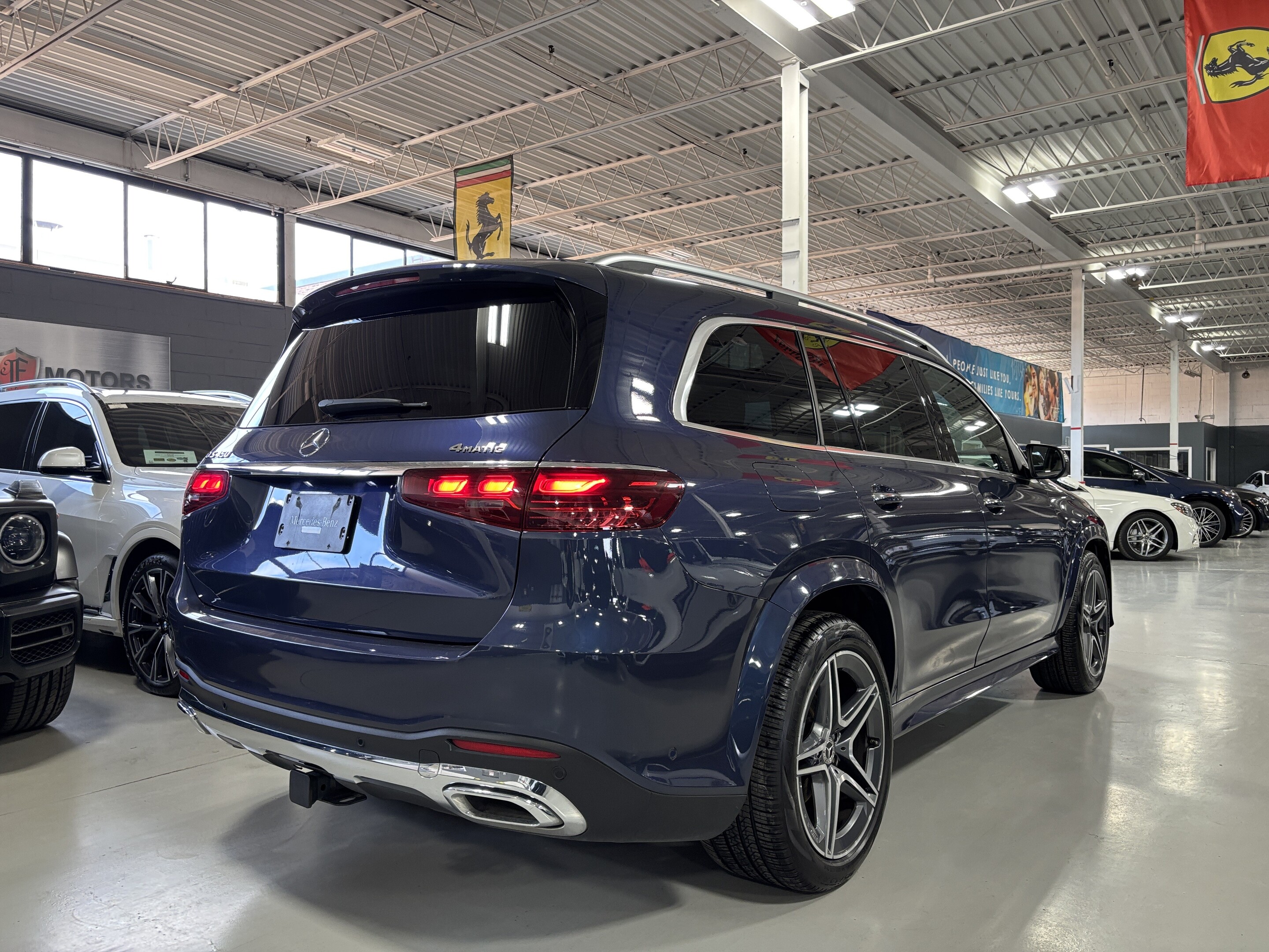 Mercedes-Benz GLS 2024