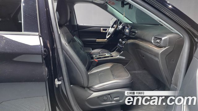 Ford Explorer 2022