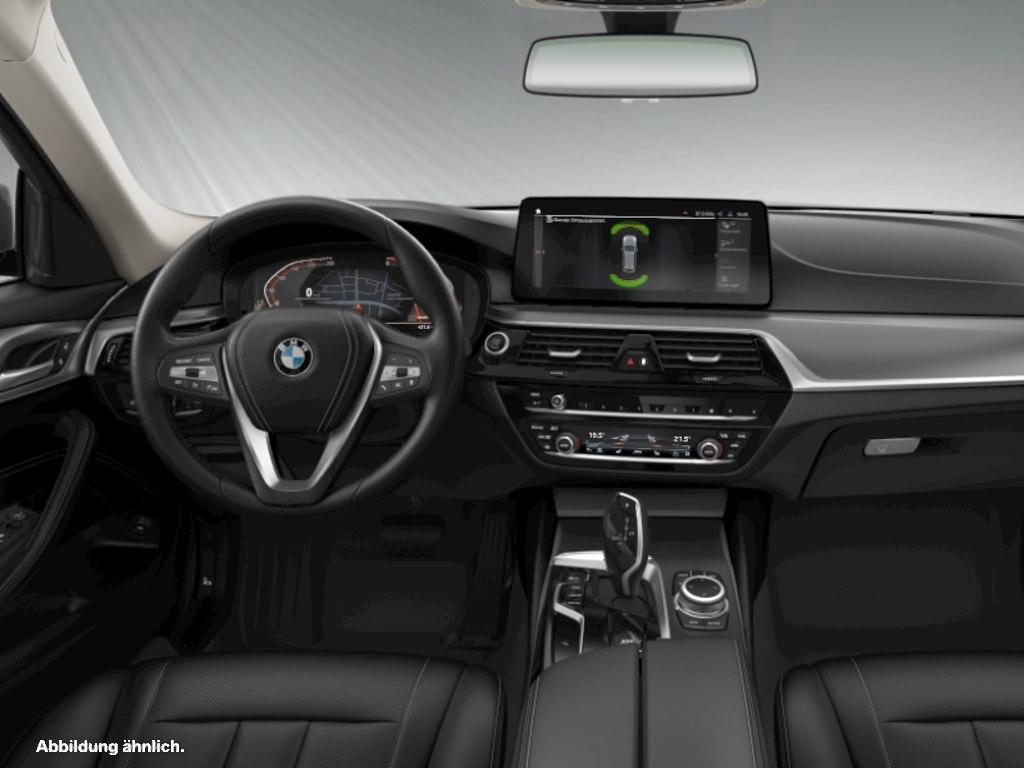 BMW 530 2022