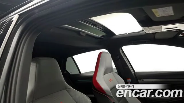 Volkswagen Golf 2023