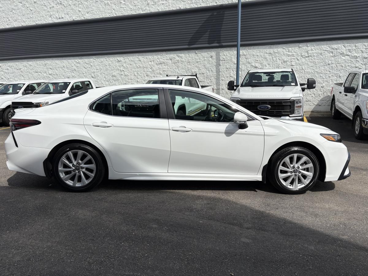 Toyota Camry 2024