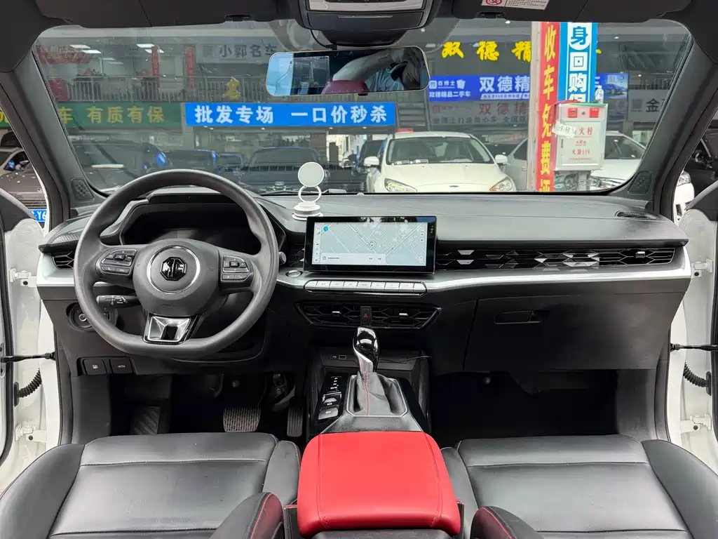 MG MG5 2022