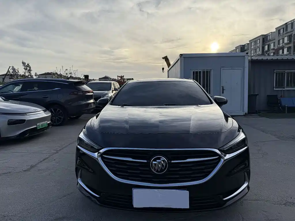 Buick LaCrosse 2021