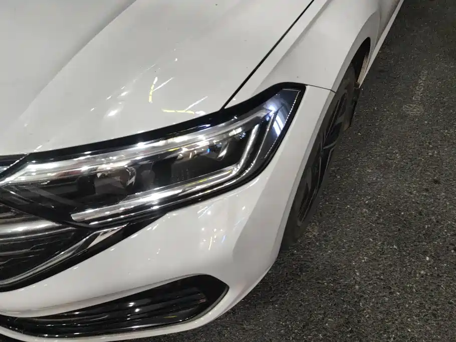 Volkswagen Sagitar 2024