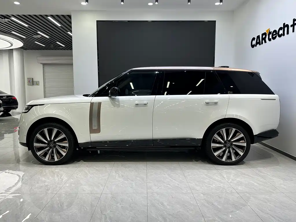 Land Rover Range Rover 2024