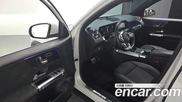 Mercedes-Benz GLB 2021