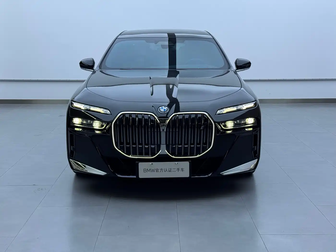 BMW i7 2025