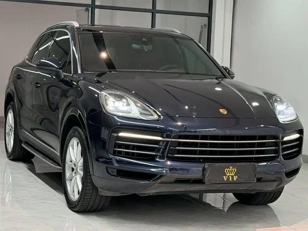 Porsche Cayenne 2022