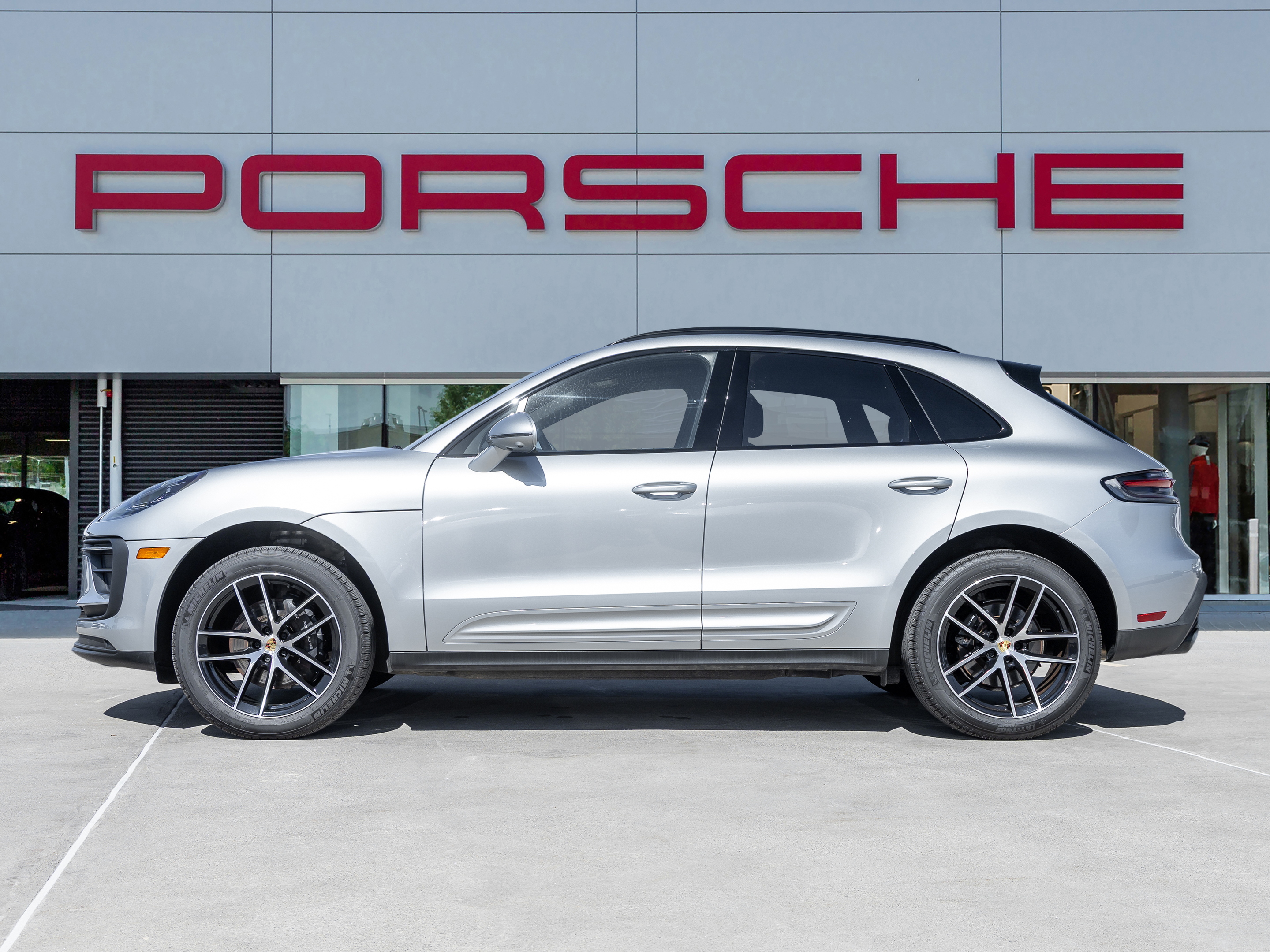 Porsche Macan 2024
