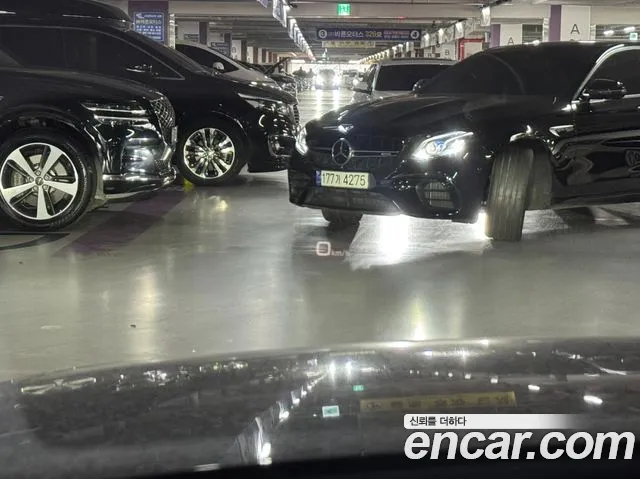 Audi A8 2021