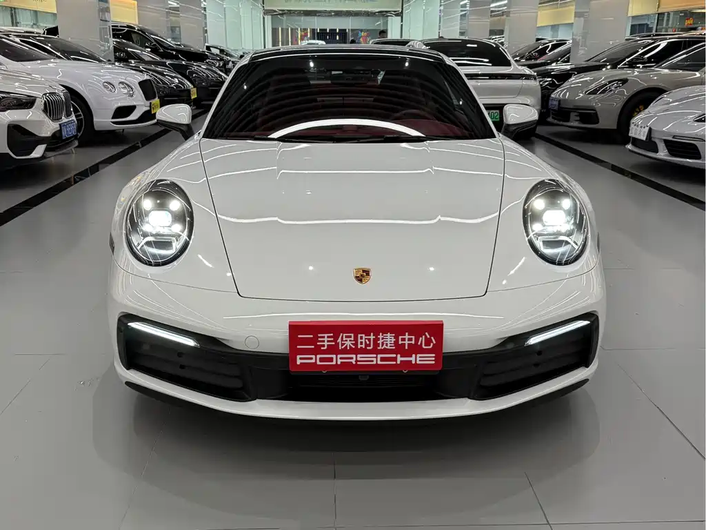 Porsche 911 2021
