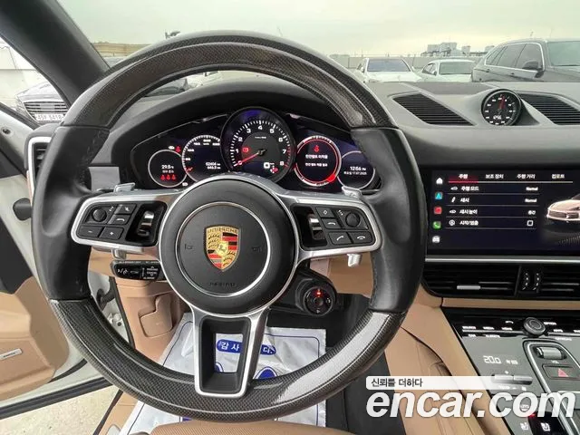 Porsche Cayenne 2022
