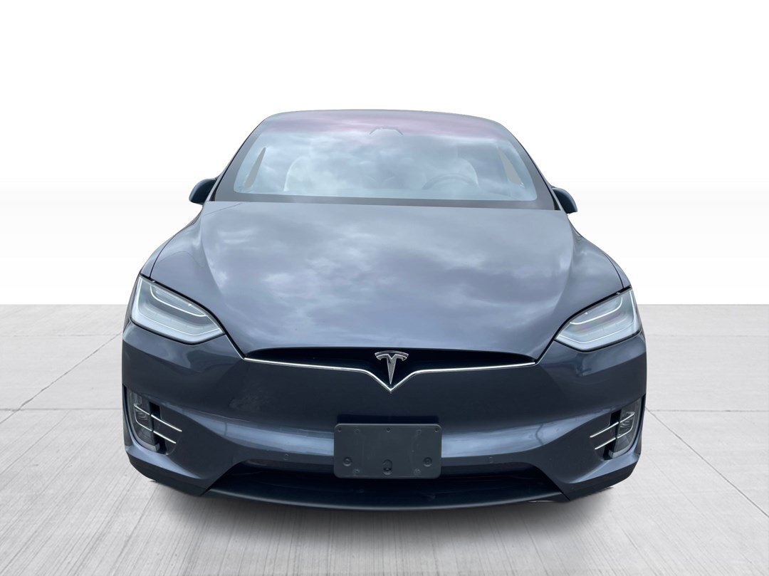 Tesla Model X 2020