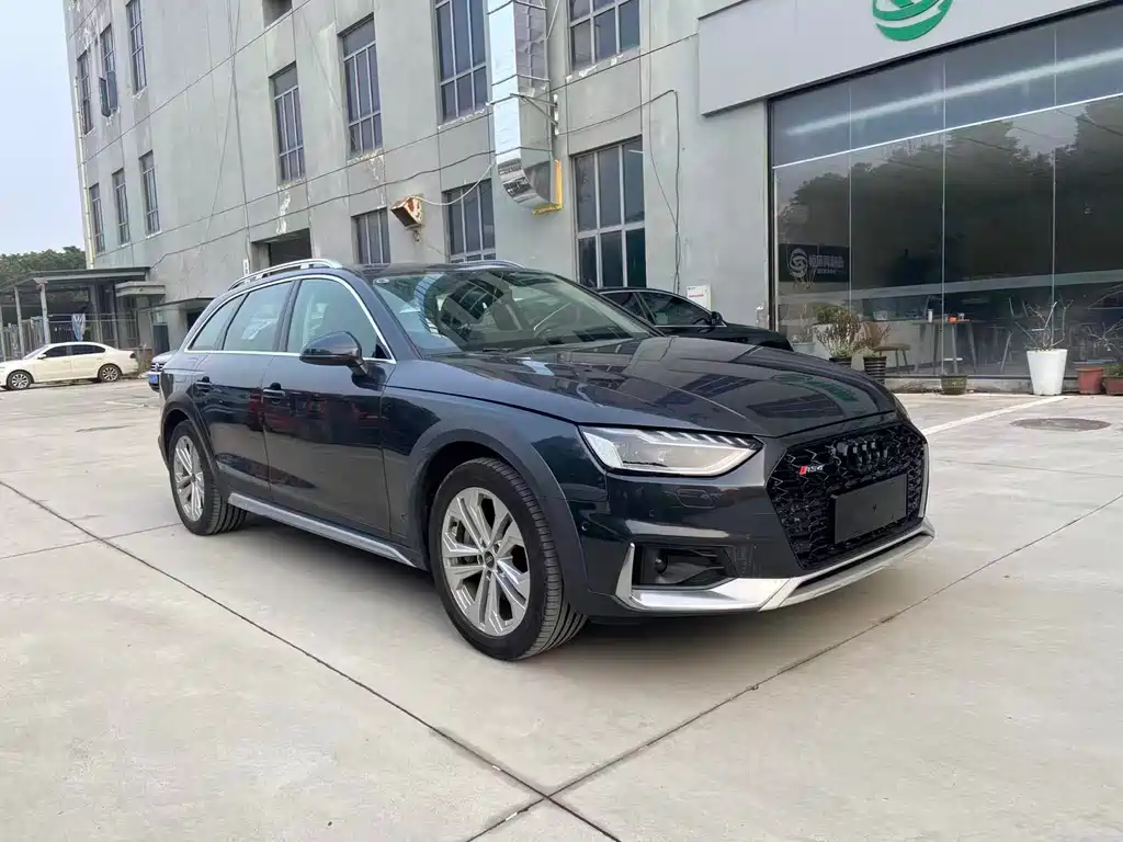 Audi A4 2023