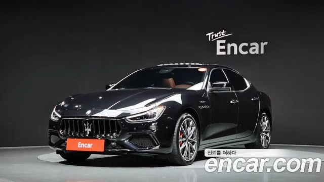 Maserati Ghibli 2022