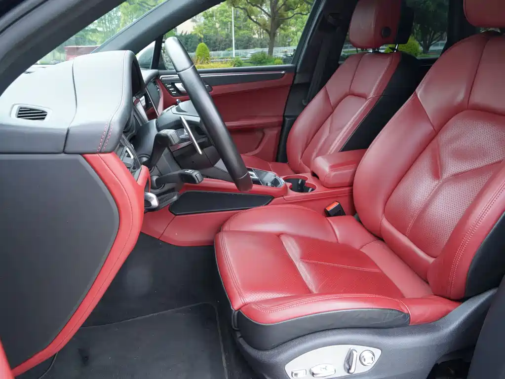 Porsche Macan 2023