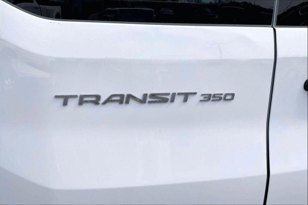 Ford Transit 2021