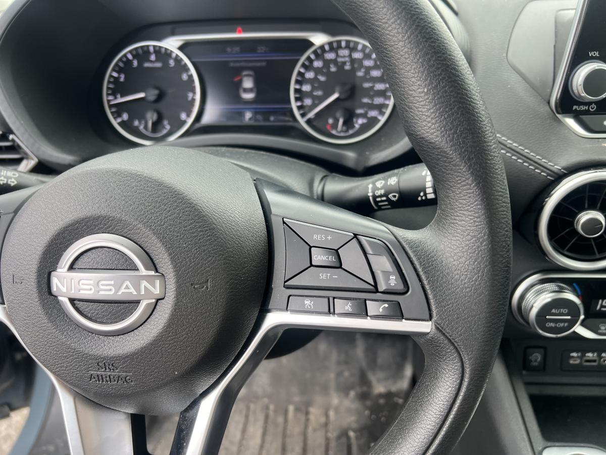 Nissan Sentra 2024