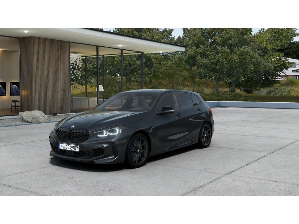 BMW M135 2021