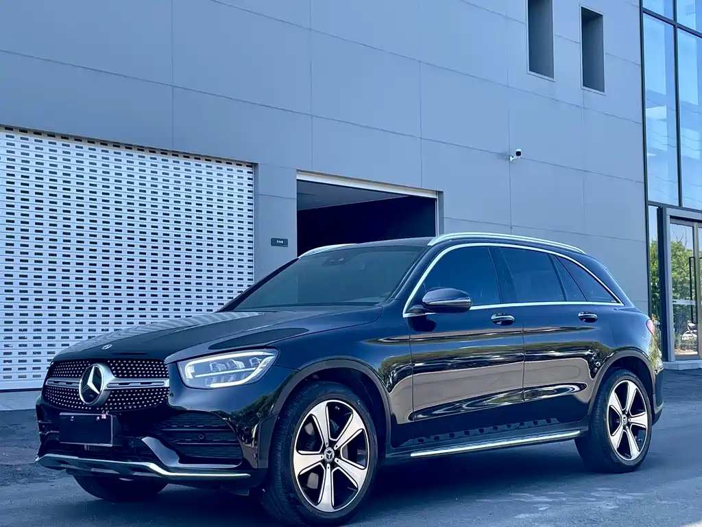 Mercedes-Benz GLC 2023
