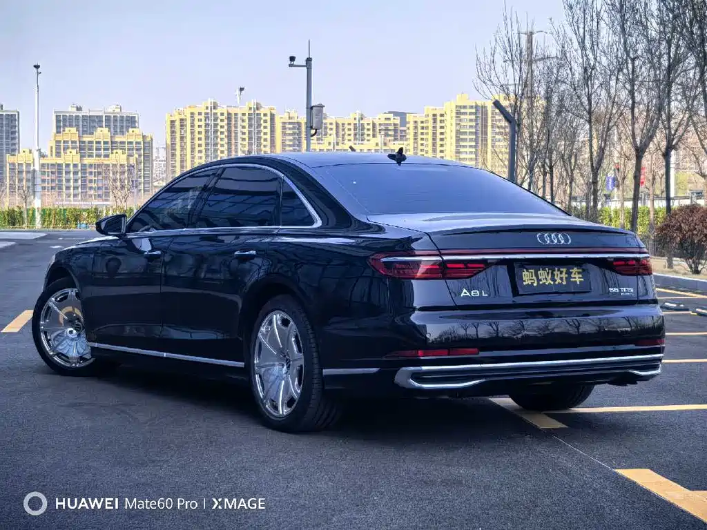 Audi A8 2024