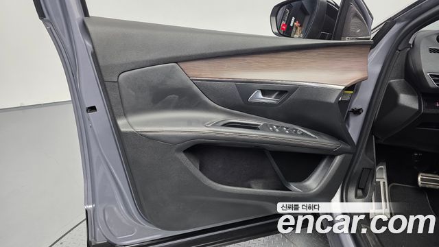 Peugeot 5008 2024